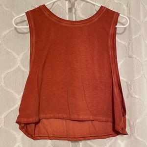 Cropped lululemon tank